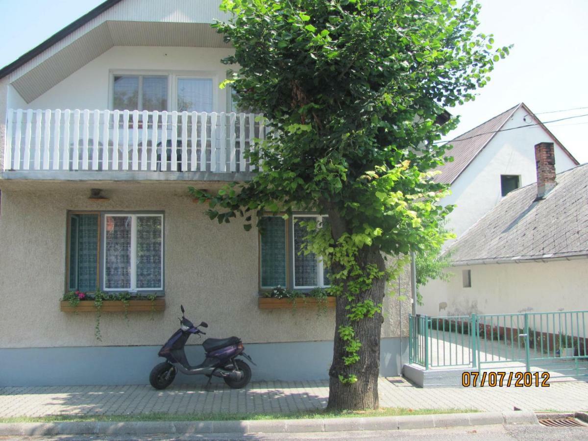 Jasmin Apartman Balatongyörök 外观 照片